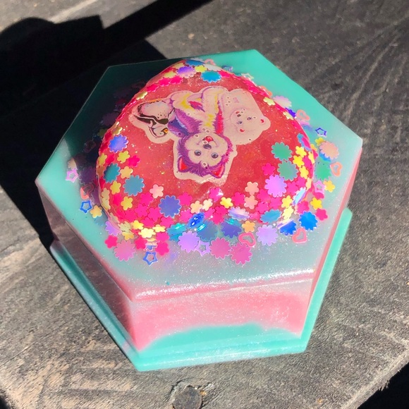 Handmade Lisa Frank Kawaii UV Resin Trinket Box - Picture 11 of 16